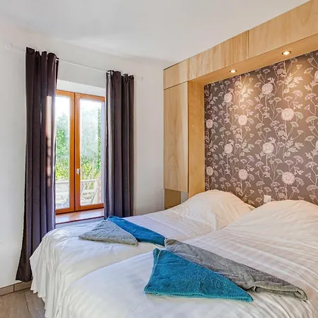 3 Bedroom Beautiful In * Rabastens